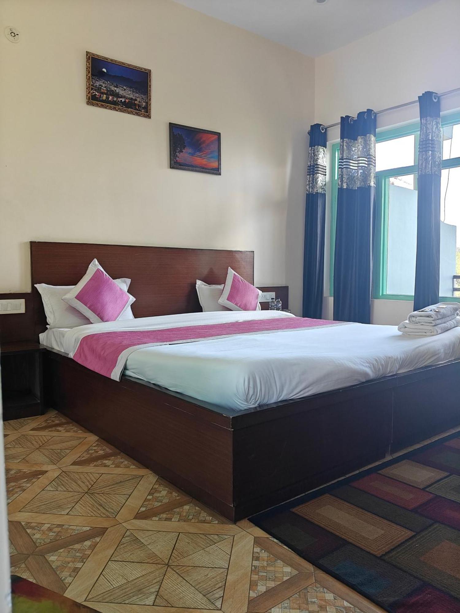 Hotel Rudra Retreat Hawalbagh Pokój zdjęcie